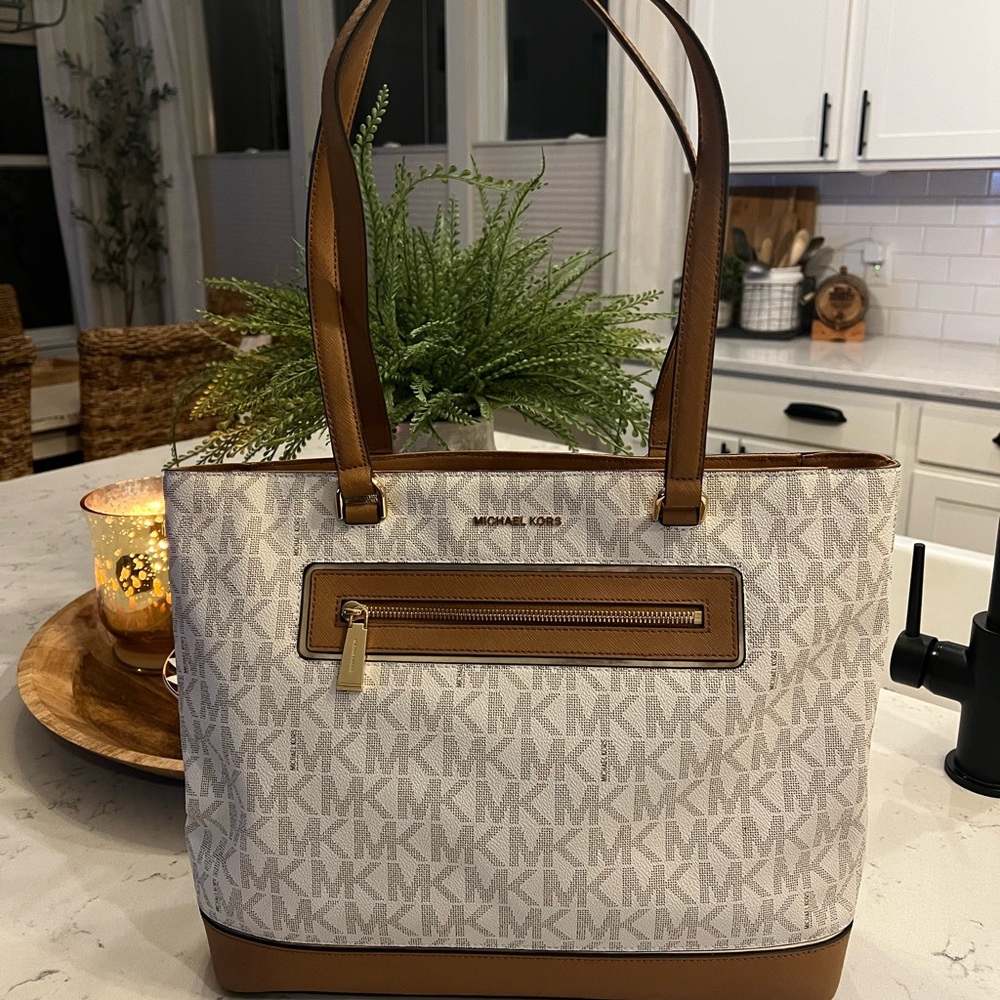 Large Michael Kors Tote